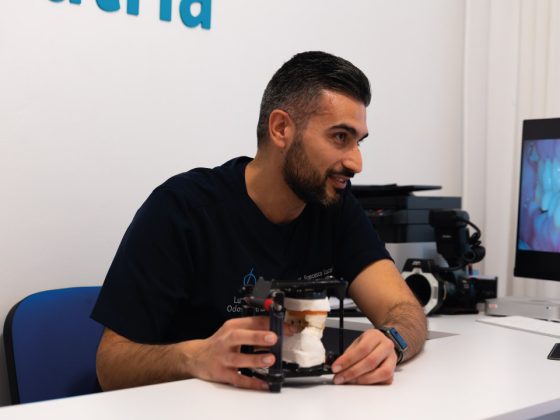 Lucariello Odontoiatria - Spiegazione intervento dott.Lucariello